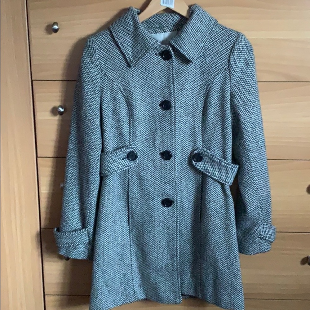 Van-Heusen Coat